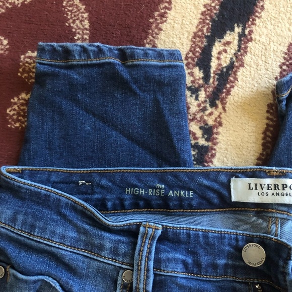 Liverpool Los Angeles ladies Blue High Rise ankle jeans - size 14/32 - Picture 2 of 8